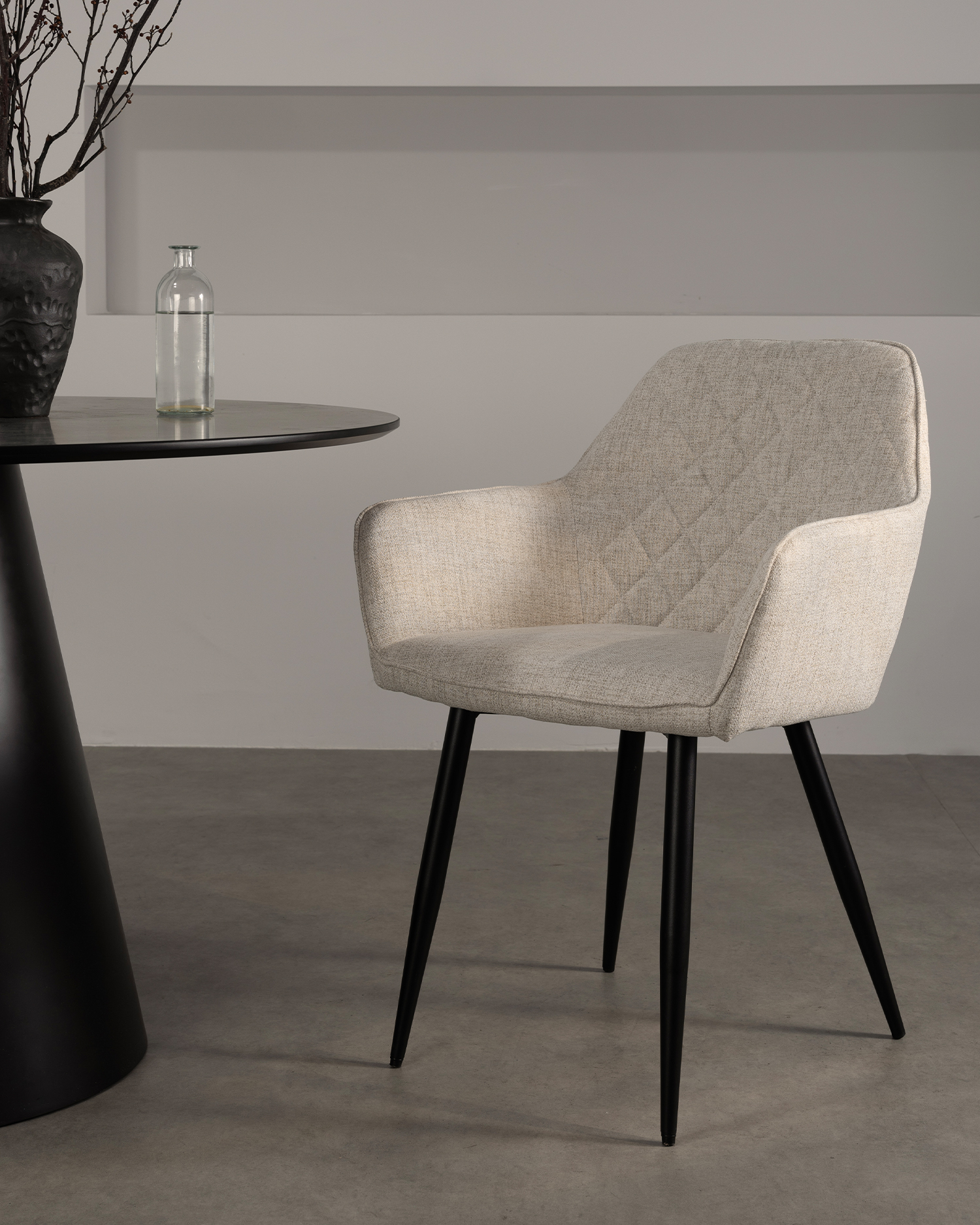 Čalouněná jídelní židle Čalouněná jídelní židle