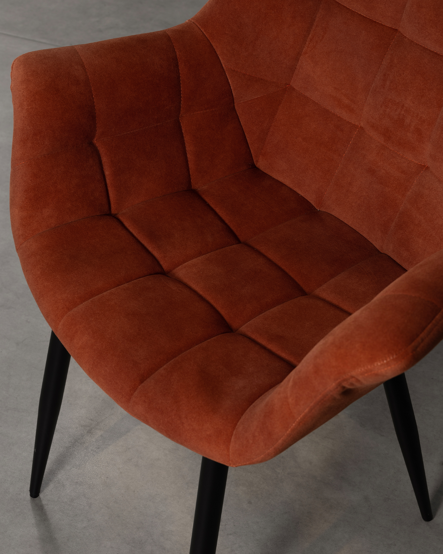 Hnědá sametová jídelna Hnědá sametová jídelna