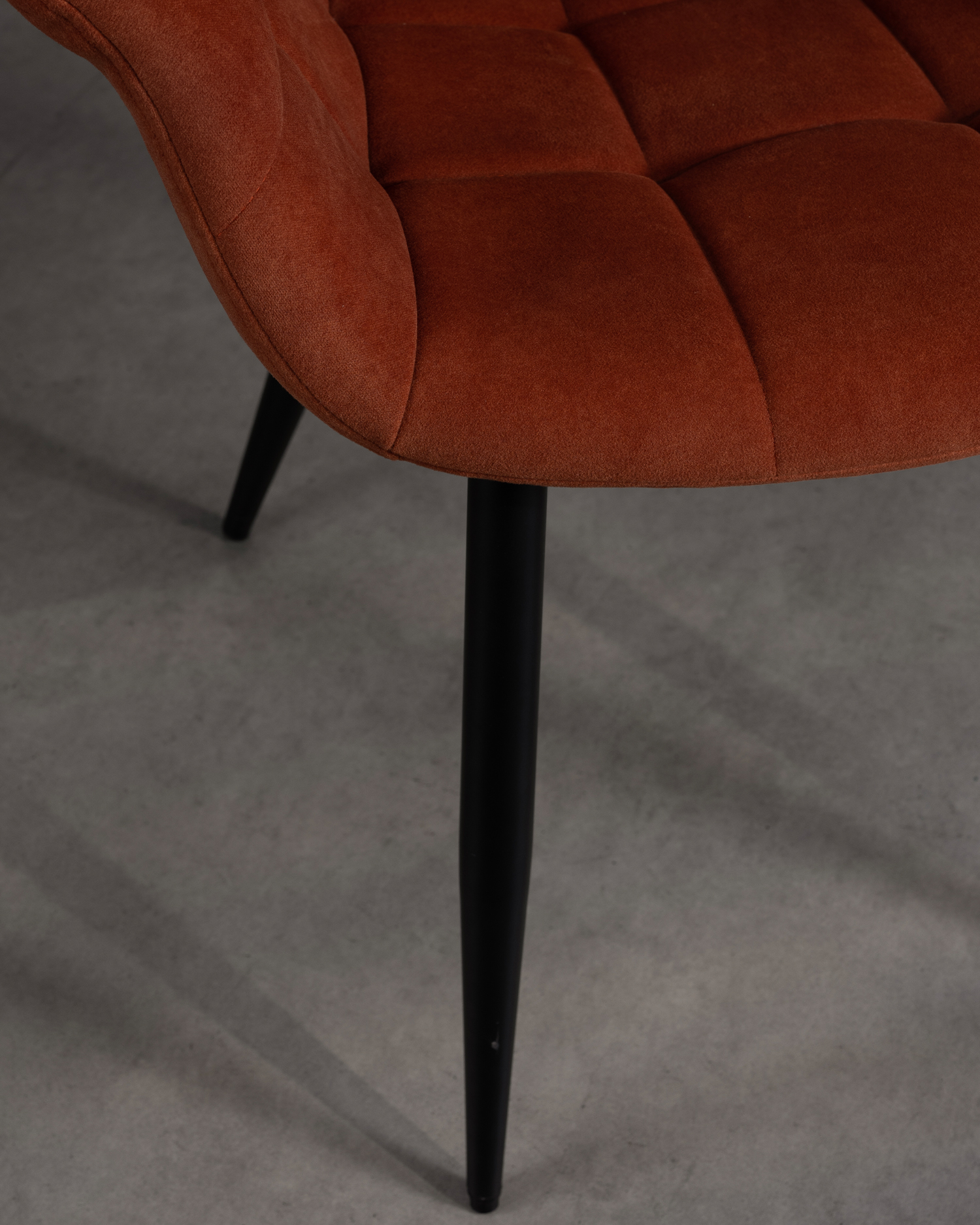 Hnědá sametová jídelna Hnědá sametová jídelna