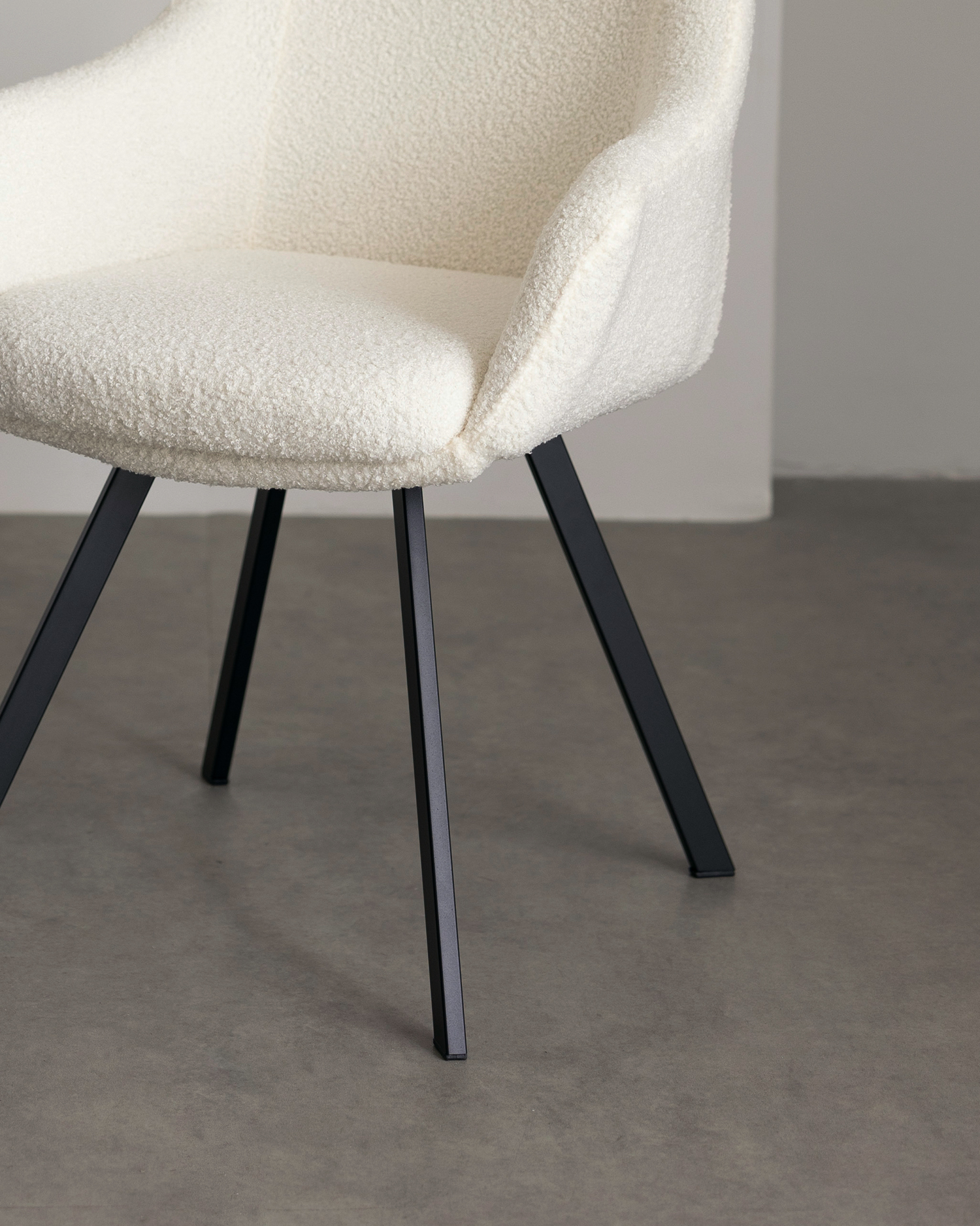 Útulné čalouněné jídelní židle Útulné čalouněné jídelní židle