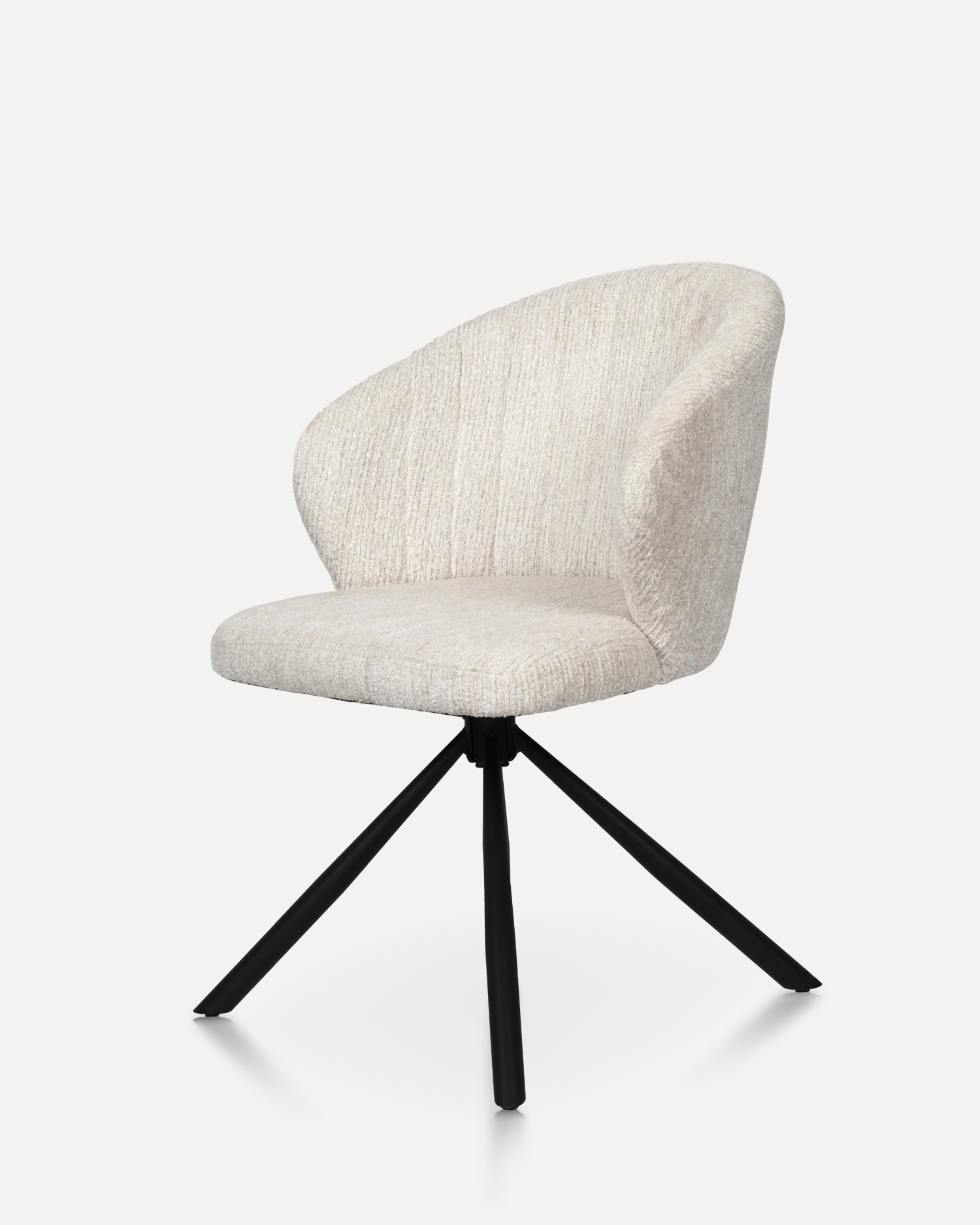 Bílé židle jídelny