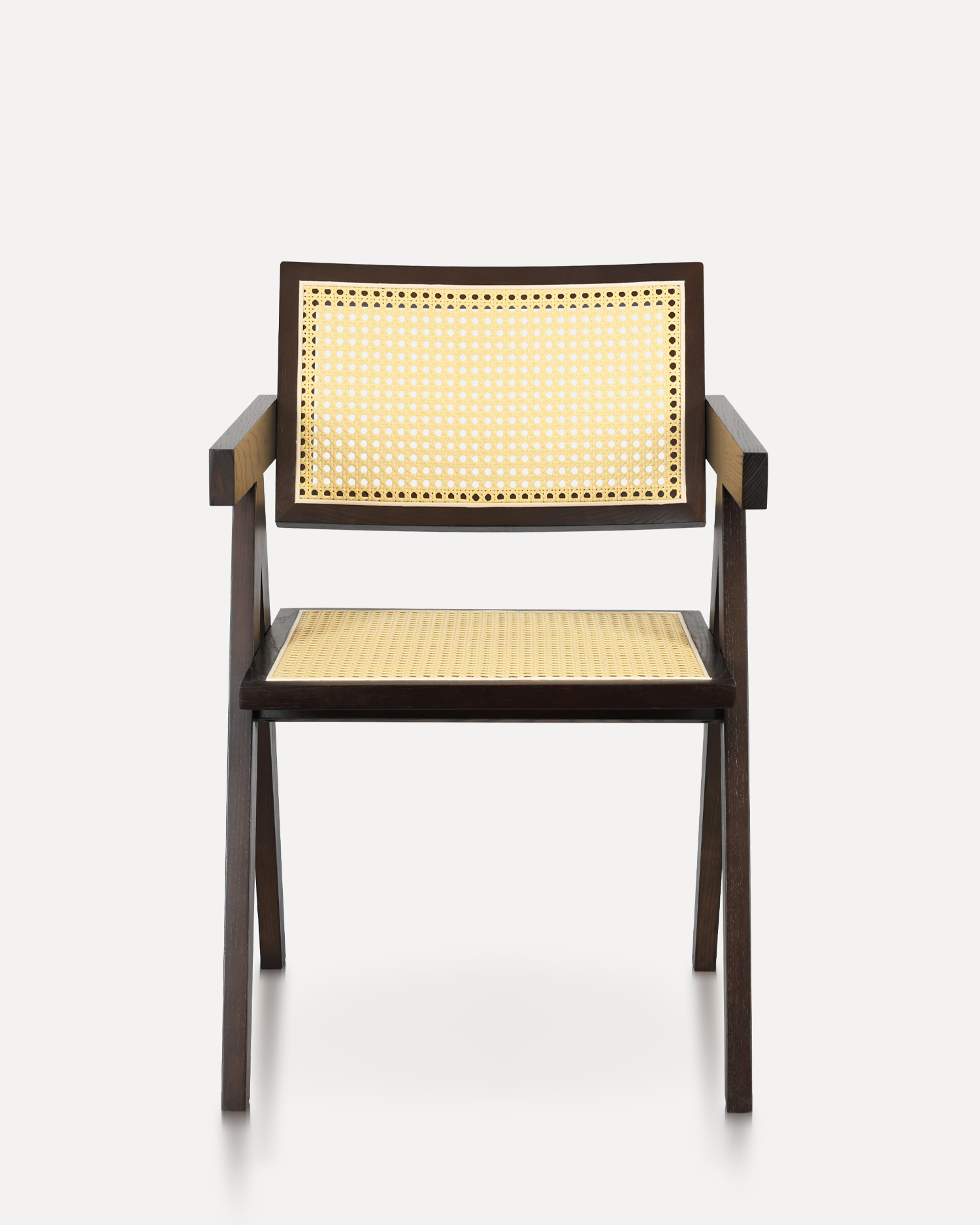 Minimalistické jídelní židle na ratanu Minimalistické jídelní židle na ratanu