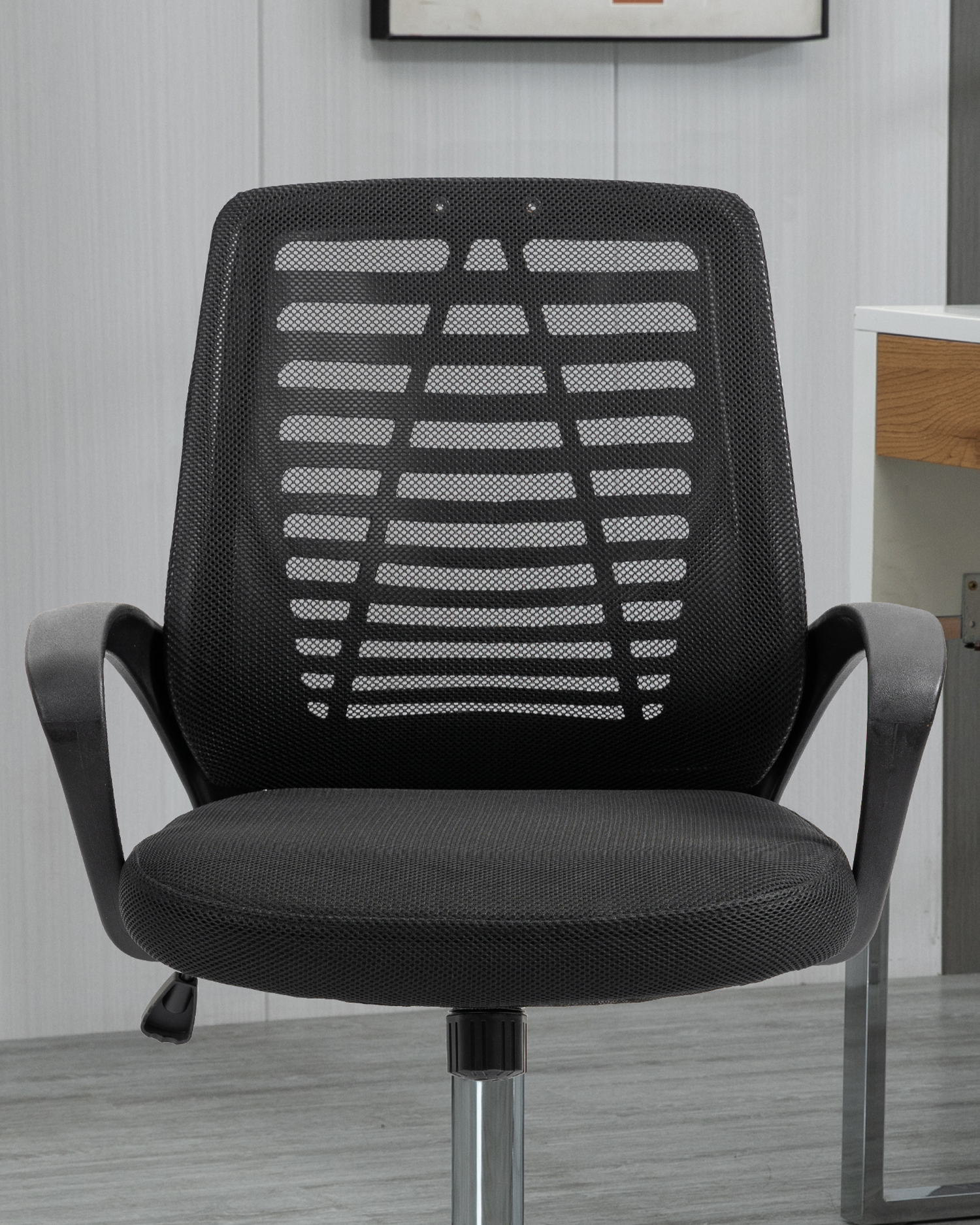 Kovová základní kancelářská židle Kovová základní kancelářská židle