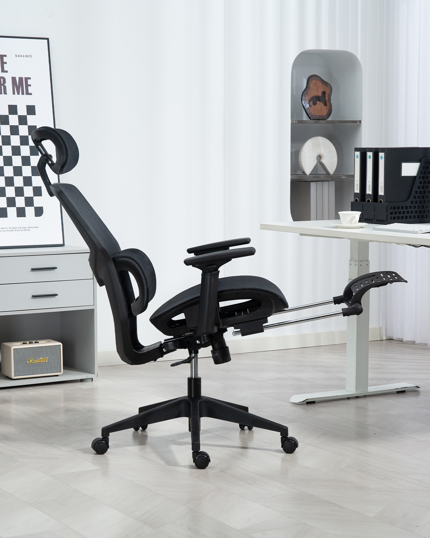 Ergonomický design křesla v kanceláři Ergonomický design křesla v kanceláři